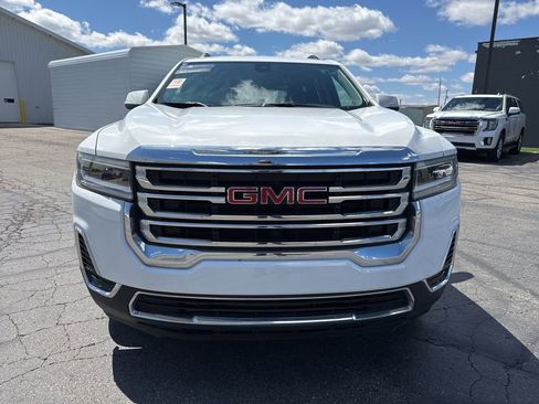 Used 2023 GMC Acadia SLE w/ Driver Convenience Package image 7