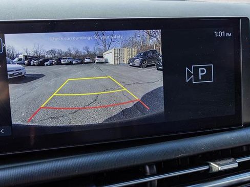 Certified 2025 Hyundai Santa Cruz SEL image 18