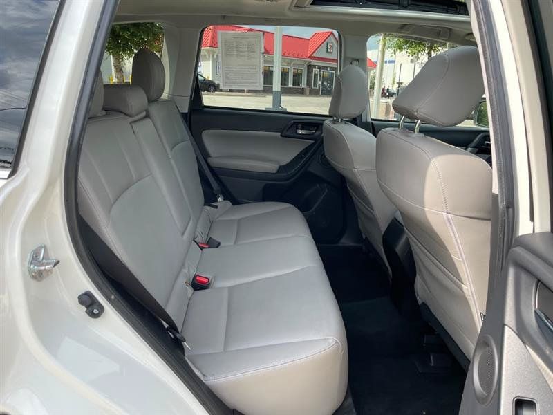 Used 2015 Subaru Forester 2.5i Touring w/ Eyesight & Navigation System AWD/4WD image 9