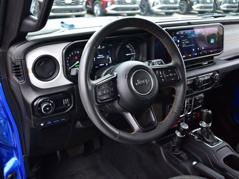 Used 2024 Jeep Wrangler Unlimited AWD/4WD image 50