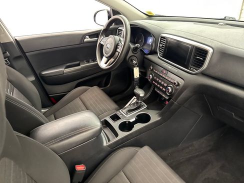 Used 2020 Kia Sportage LX w/ LX Popular Package AWD/4WD image 27