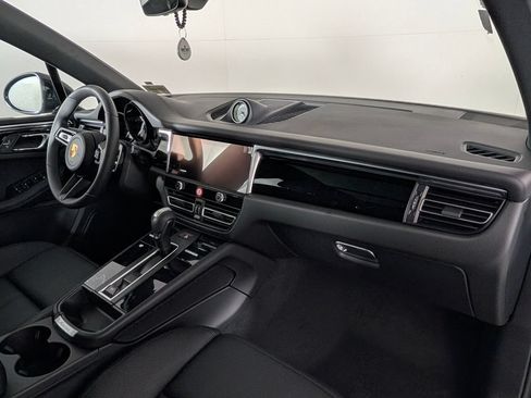 New 2026 Porsche Macan AWD/4WD image 19