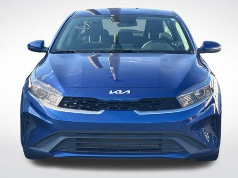 Used 2024 Kia Forte LXS w/ LXS Technology Package FWD image 3