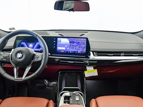 New 2026 BMW X2 xDrive28i w/ Technology Package image 15