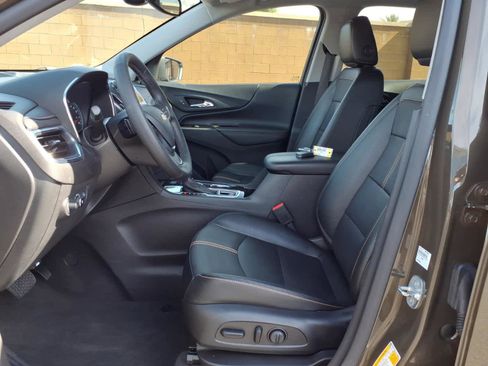 Used 2024 Chevrolet Equinox Premier image 26