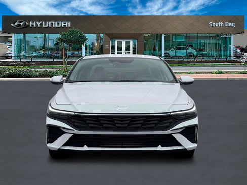 New 2026 Hyundai Elantra SE image 12