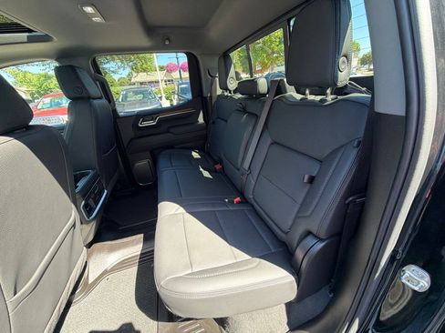 Used 2025 GMC Sierra 1500 Denali AWD/4WD image 23