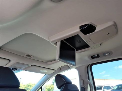 New 2026 Honda Odyssey Touring image 14