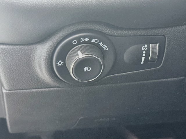 Used 2022 Dodge Durango GT AWD/4WD image 16