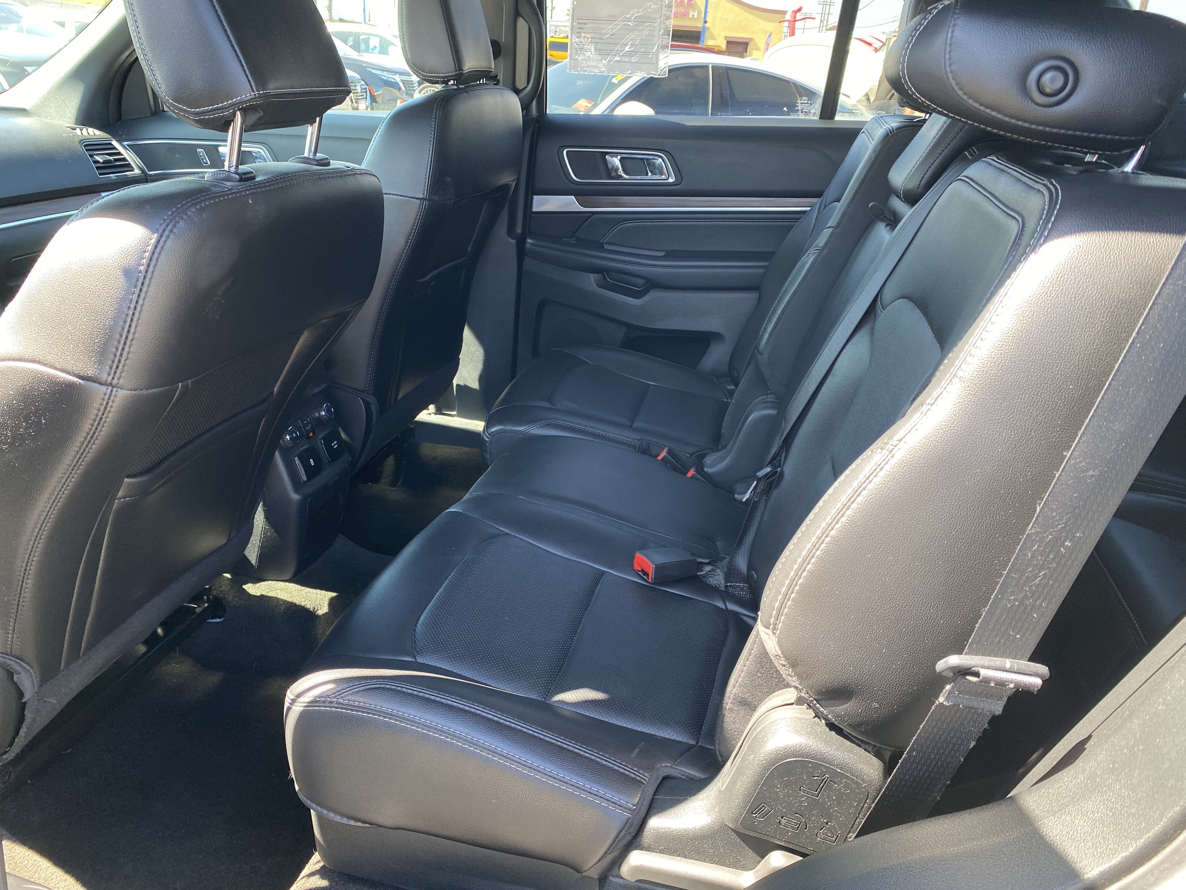 Used 2018 Ford Explorer Limited FWD image 17