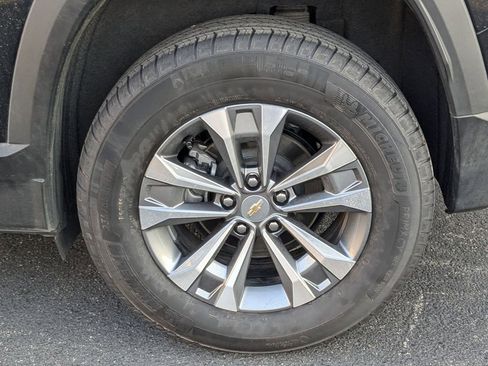 Used 2025 Chevrolet Equinox LT image 28