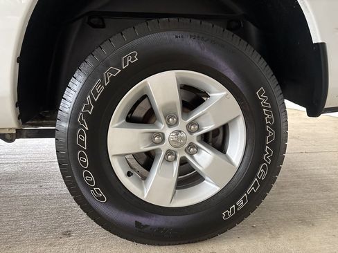 Used 2022 RAM 1500 Classic SLT w/ Electronics Convenience Group image 37