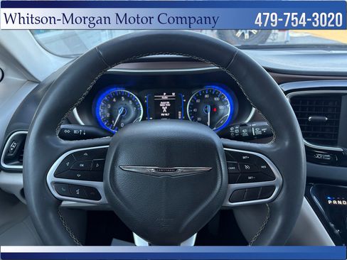 Used 2023 Chrysler Voyager LX image 15