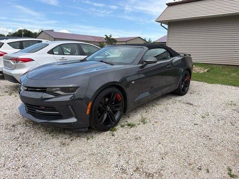 Used 2016 Chevrolet Camaro LT RWD image 1