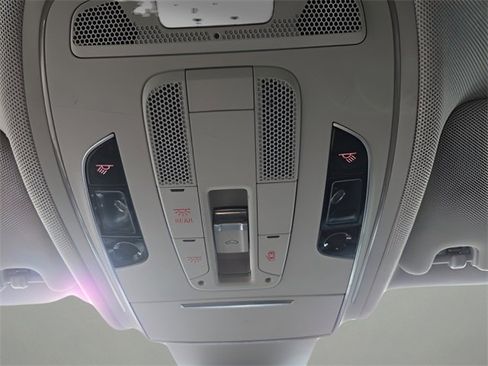 Used 2012 Audi A8 4.2 image 26