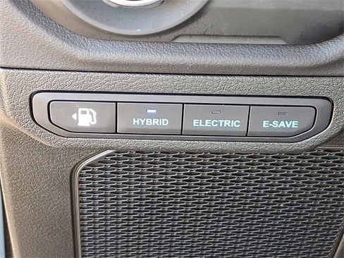 Used 2024 Jeep Wrangler Unlimited Sahara w/ Technology Group image 25