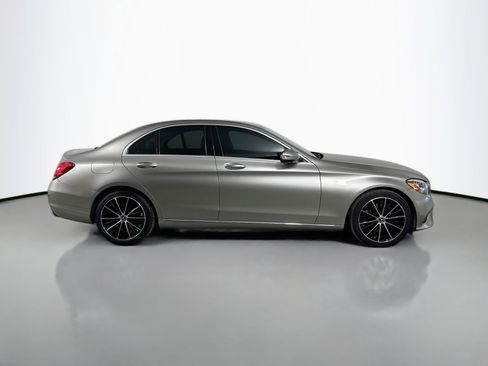 Used 2020 Mercedes-Benz C 300 Sedan image 4