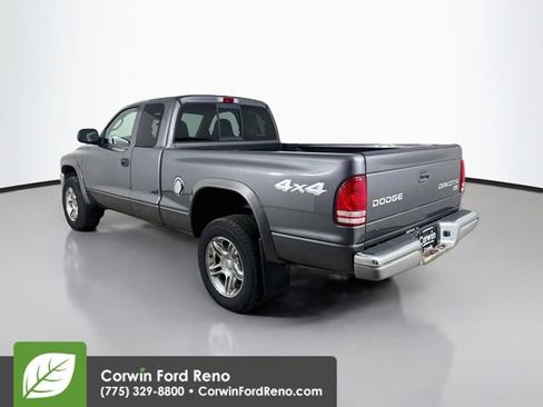 Used 2004 Dodge Dakota SLT w/ Chrome Appearance Group AWD/4WD image 6