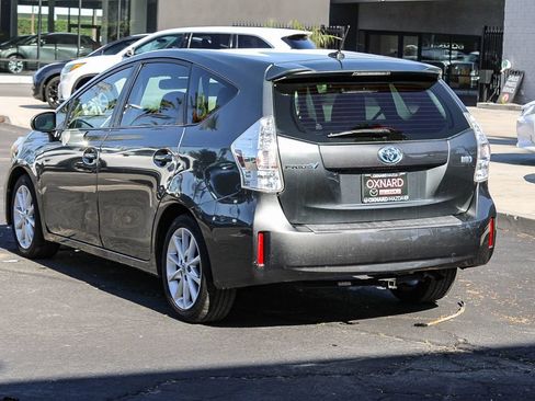 Used 2012 Toyota Prius V Five FWD image 6