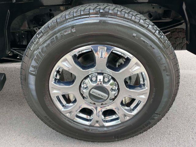 Used 2022 Ford F250 Lariat w/ Lariat Ultimate Package AWD/4WD image 12