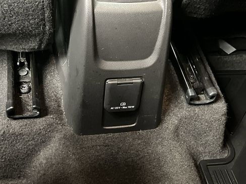 Certified 2022 Buick Encore Preferred w/ Safety Package image 12