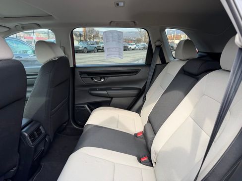 Used 2023 Honda CR-V EX image 11