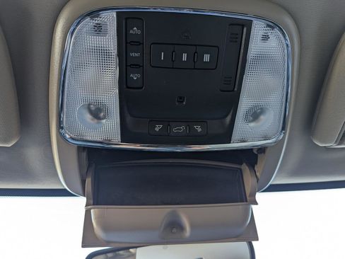 Used 2021 Jeep Grand Cherokee Limited image 19