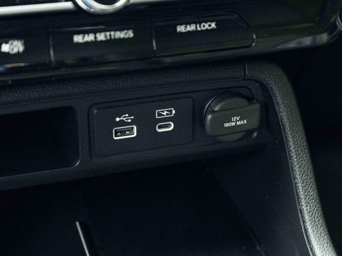 Used 2024 Honda Pilot Elite image 33