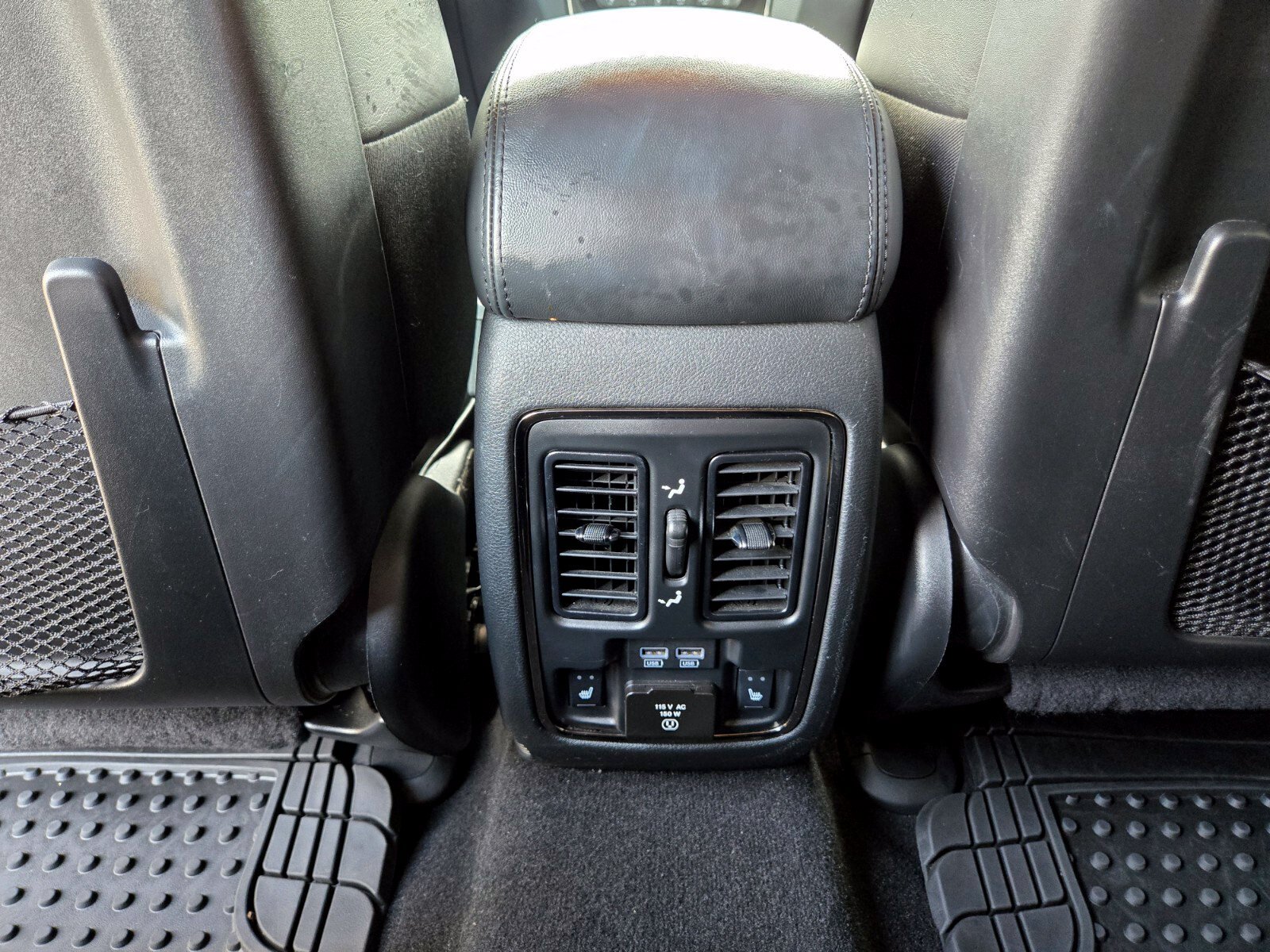 Used 2020 Jeep Grand Cherokee High Altitude AWD/4WD image 14