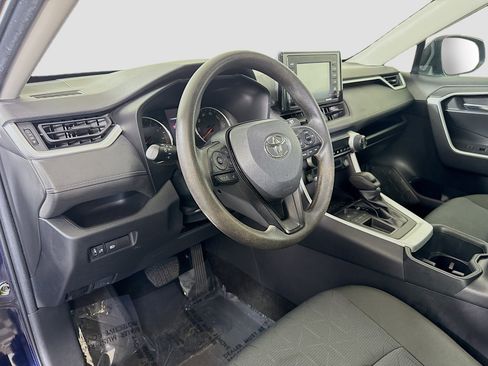 Used 2022 Toyota RAV4 XLE image 23