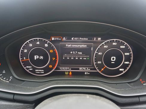 Used 2017 Audi A4 2.0T Ultra Premium w/ Convenience Package FWD image 6