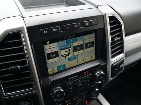 Used 2018 Ford F350 Lariat w/ Tow Technology Bundle image 39