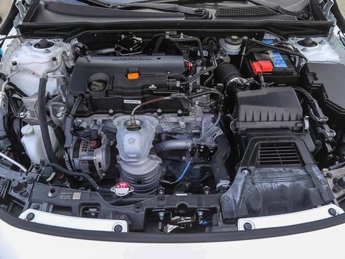 Used 2023 Honda Civic Sport image 28