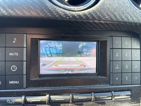 Used 2015 Ford Mustang Coupe image 4