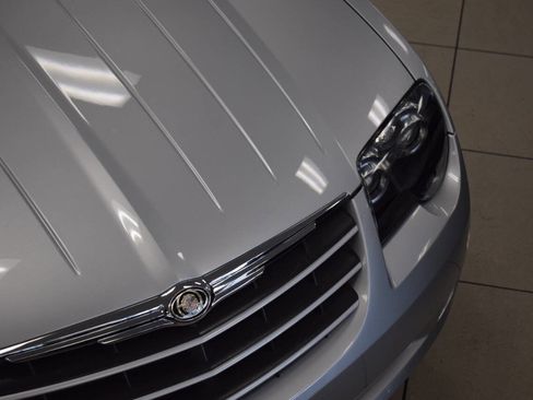 Used 2008 Chrysler Crossfire Limited image 5