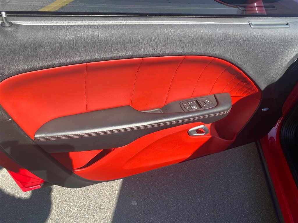 Used 2016 Dodge Challenger R/T Plus RWD image 15