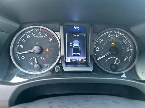 Certified 2022 Toyota Tacoma TRD Off-Road w/ Technology Package AWD/4WD image 16