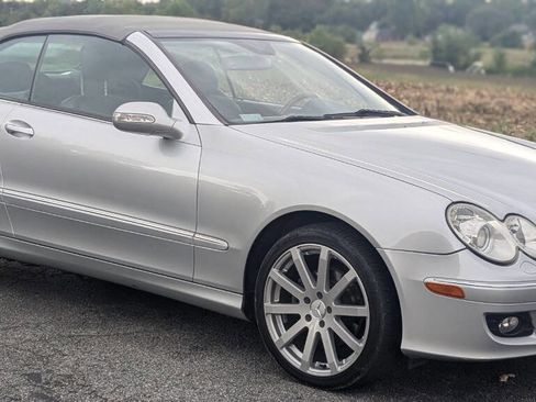 Used 2006 Mercedes-Benz CLK 350 Cabriolet image 2