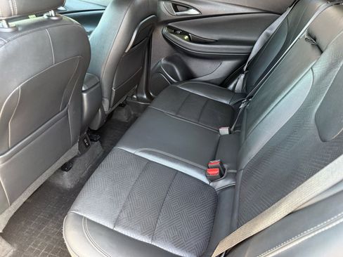 Used 2023 Buick Encore GX Essence w/ Experience Buick Package image 28