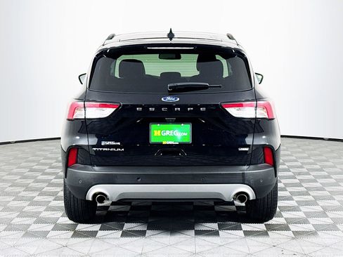 Used 2022 Ford Escape Titanium image 8