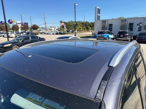 Used 2022 Honda Pilot Elite image 11