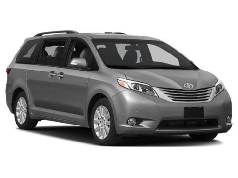 Used 2015 Toyota Sienna Limited Premium AWD/4WD image 7