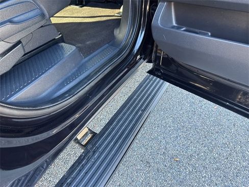 Used 2023 Ford Expedition Max Limited image 33