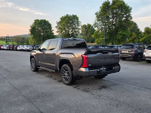 Used 2023 Toyota Tundra Platinum AWD/4WD image 6