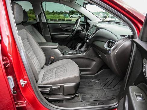 Used 2023 Chevrolet Equinox LT FWD image 47