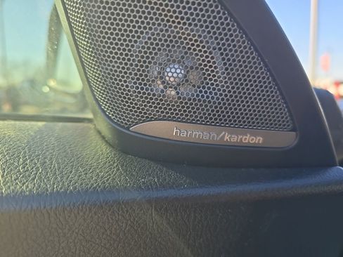 Used 2016 BMW M235i Coupe w/ Technology Package image 25