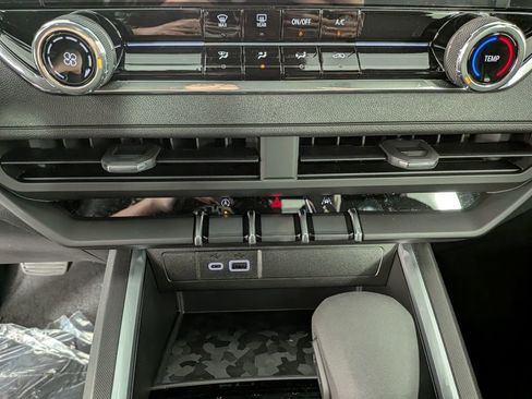 New 2025 Chevrolet Colorado W/T w/ Advanced Trailering Package image 22