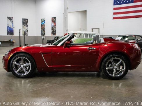 Used 2009 Saturn Sky Red Line image 4