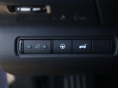 New 2026 Nissan Pathfinder SL w/ SL Premium Package (P04) image 12