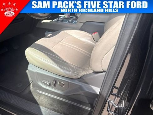 Used 2018 Ford Expedition Limited AWD/4WD image 9